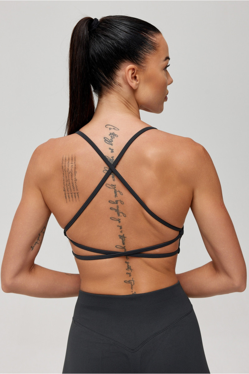 SEAMLESS GLOW BRA sports bra