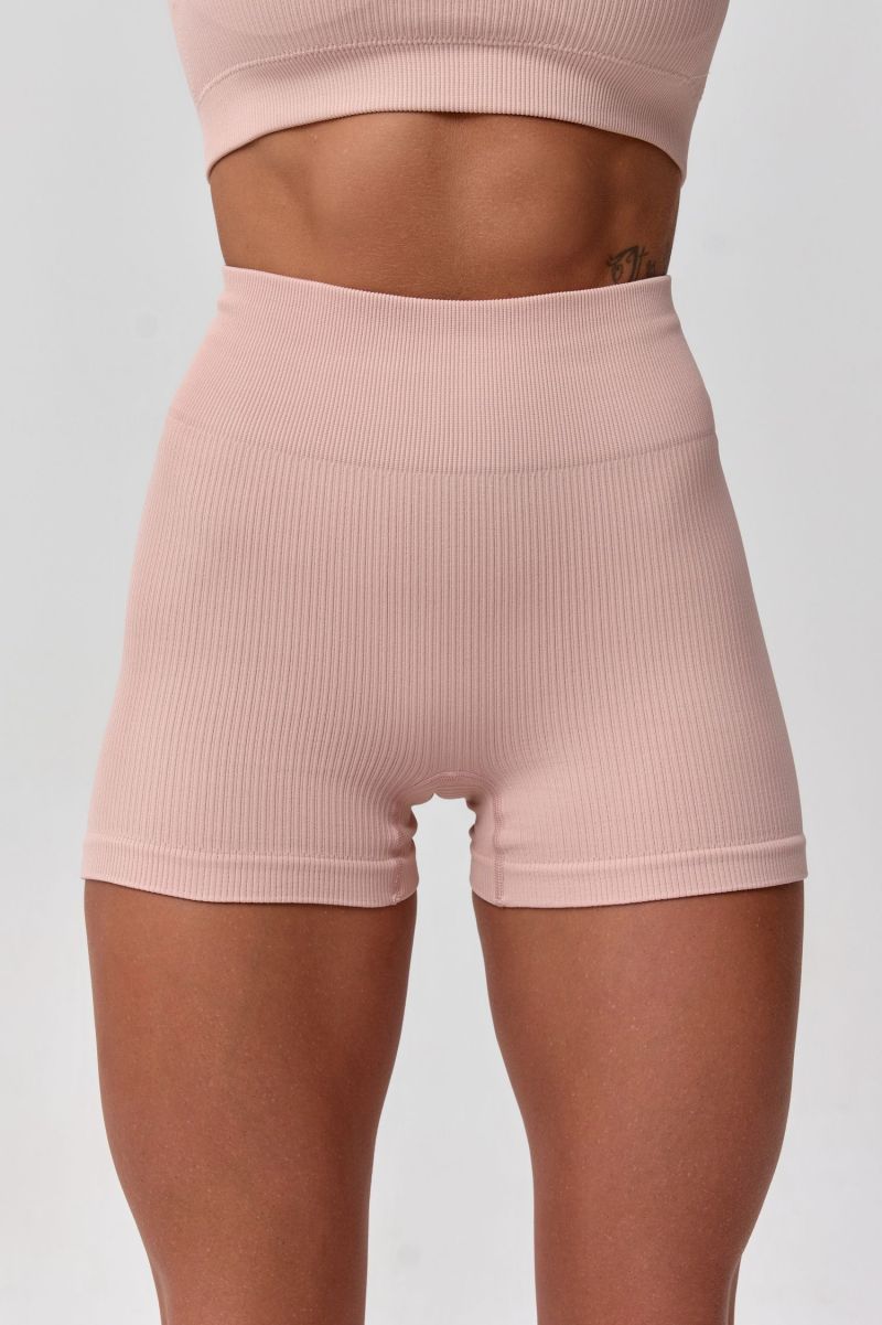 Women’s SEAMLESS CLOUD SHORTS